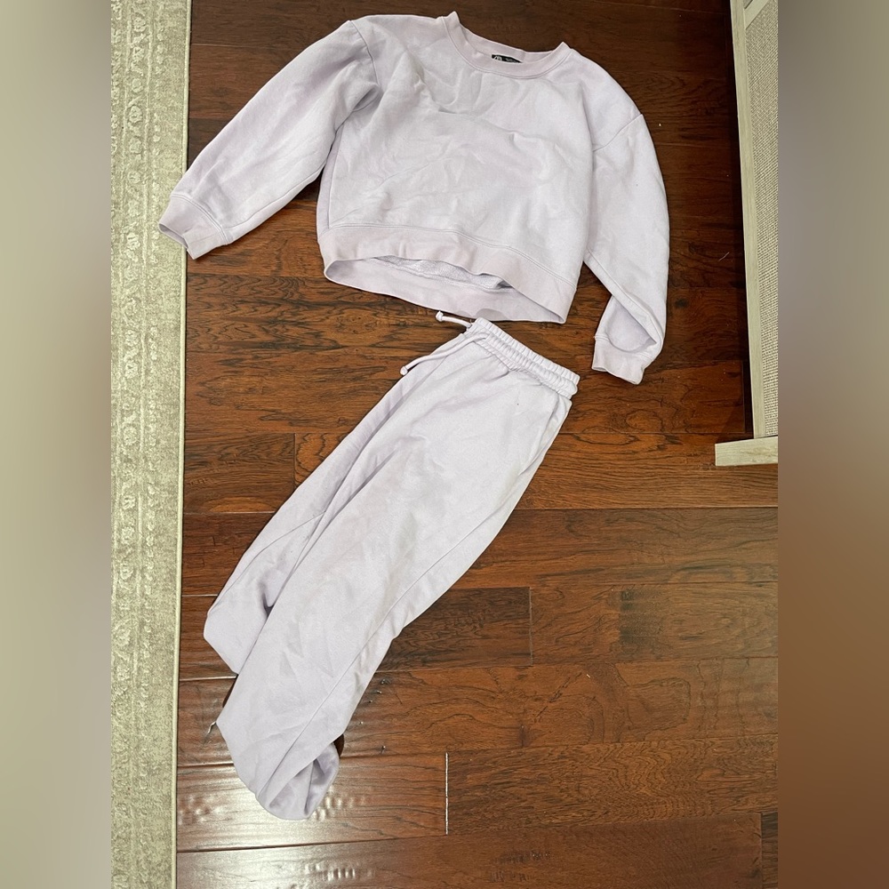 Zara sweatsuit